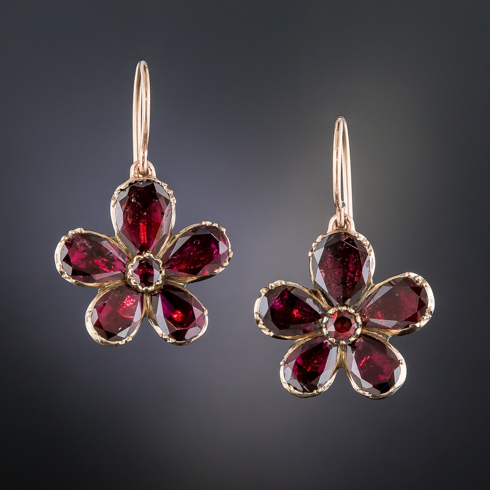 Antique Lace Silver Fan & 2024 Garnet Earrings