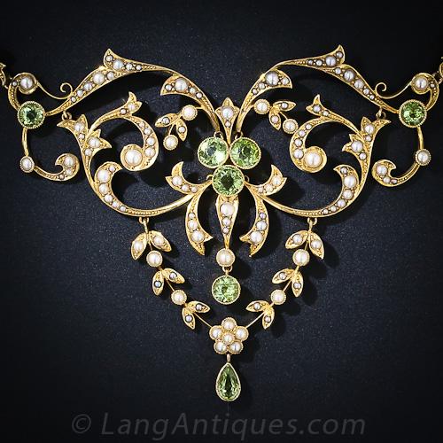 Antique Festoon Necklace in Peridot Citrine White Sapphire and Gold, Circa  1890 - Moira Fine Jewellery