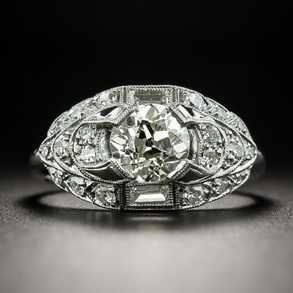 close up Kim 15 carat engagement ring Kanye West designed | 7 Style Lessons  Kim Kard… | Engagement rings, Pink morganite engagement ring, Celebrity engagement  rings