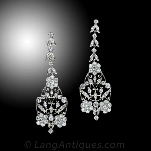 Boucles D'oreilles Chandelier Argenté - Style Belle Epoque Avec CZ - Neuf Sans Emballage