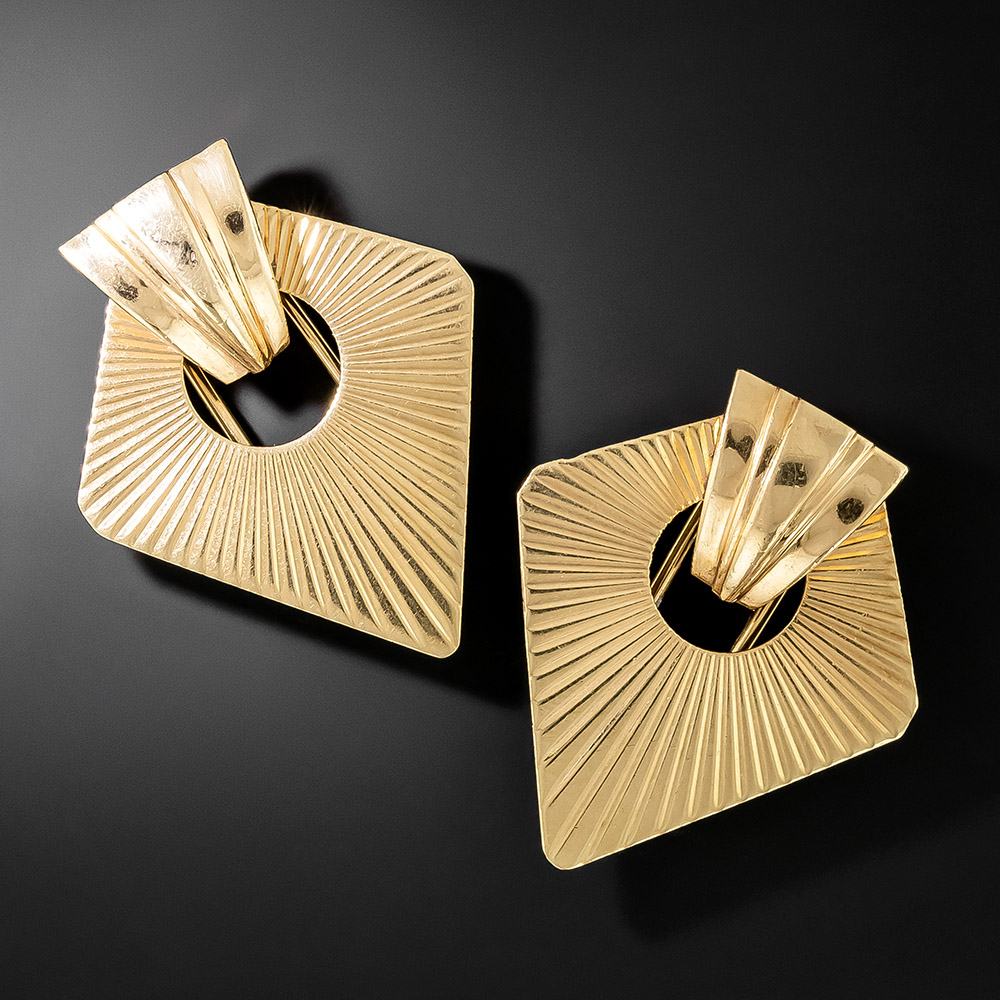 Cartier Retro Fluted Gold Arrowhead Dress Clips