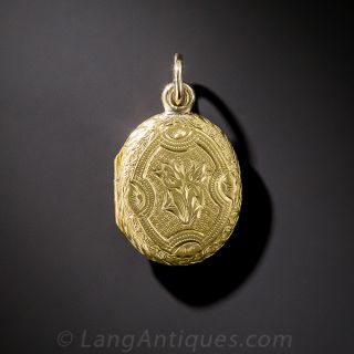 15K Yellow Gold Engraved Antique Locket