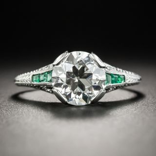 Art Deco 1.95 Carats Diamond Platinum Engagement Ring With Calibre Emeralds - GIA I VS2  - 2