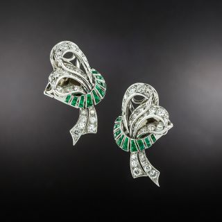Art Deco Diamond and Emerald Bow Clip Earrings  - 2