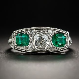Art Deco Platinum Emerald and Diamond Ring 
