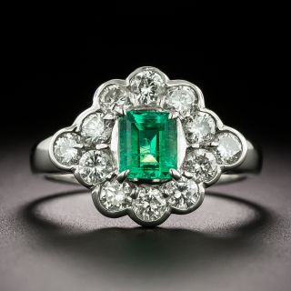 Contemporary .65 Carat Emerald and Diamond Ring - 3