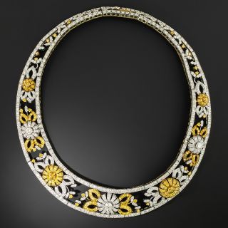 Contemporary Yellow and White Diamond Flower Collar, 33.00 Carats - 2