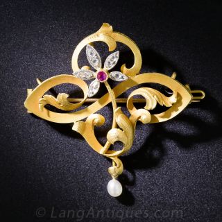 French Art Nouveau Ruby and Diamond Flower Brooch  - 1