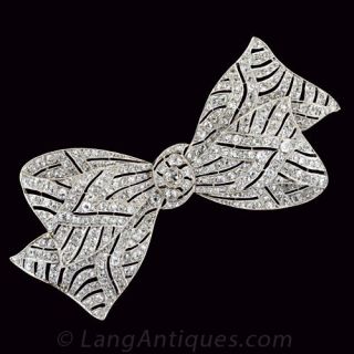 Large French Belle Epoque Platinum Diamond Bow Brooch - 2