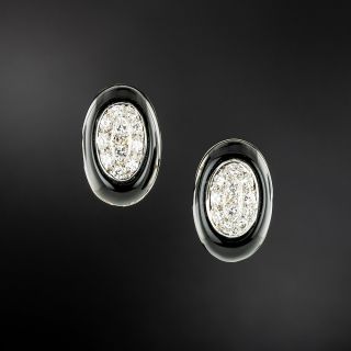Late-20th Century Onyx and Diamond Stud Earrings - 2