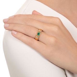 Modern Emerald and Diamond Band Ring