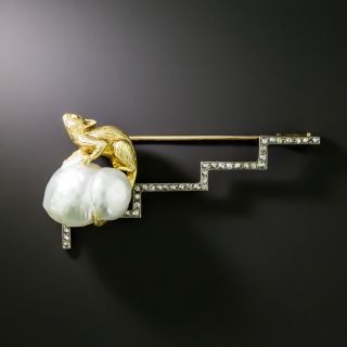Mouse on a Pearl and Diamond Brooch - GIA  - 2