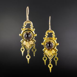 Victorian Cabochon Garnet Dangle Earrings - 2