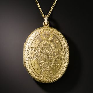 Victorian Engraved Gold Locket - 2