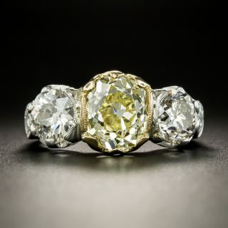 Vintage 3.02 Carat Center Three-Stone Diamond Ring - GIA - 2