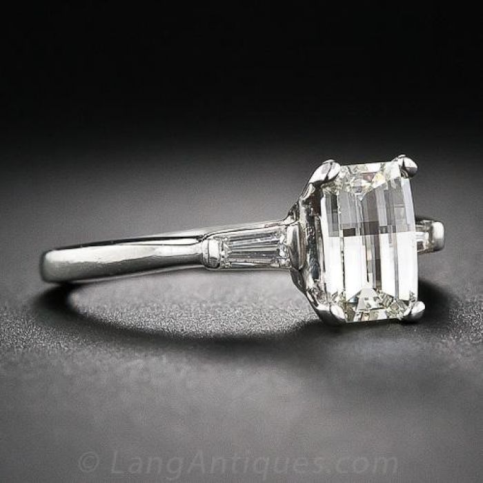 modified emerald cut diamond