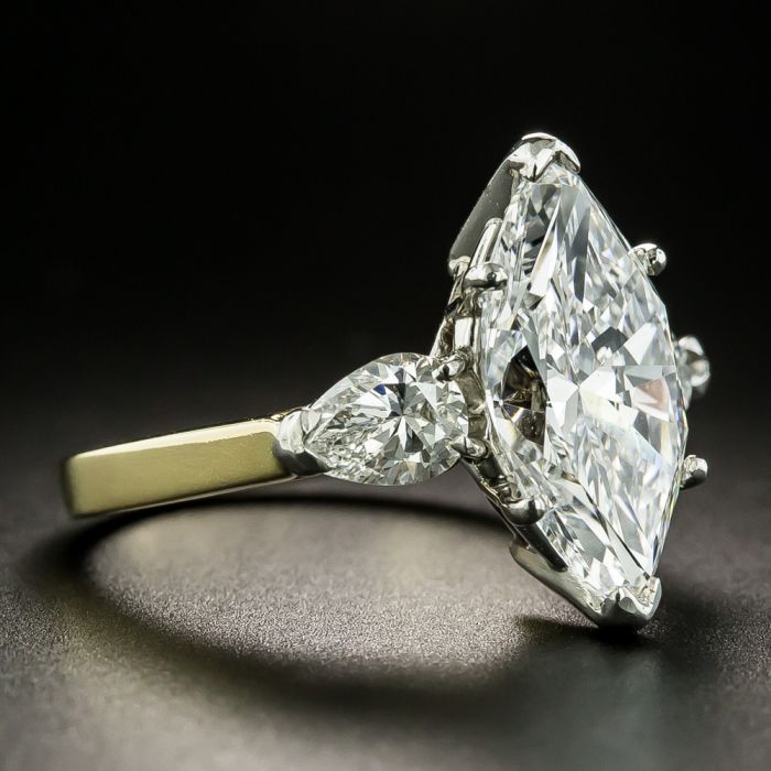 Misleidend evalueren Geleidbaarheid 4.36 Carat Marquise Cut Diamond Engagement Ring - GIA E VVS2, Stamped  Tiffany