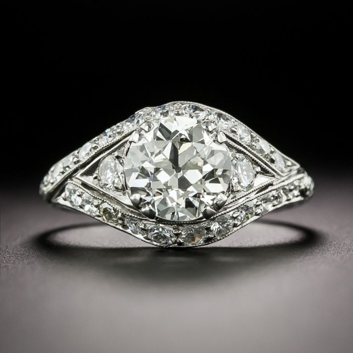 Hey Mr. Jeweler! Can you add diamonds to a solitaire ring?