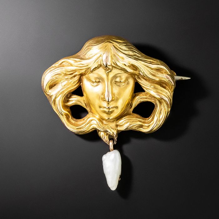 Art Nouveau Femme Brooch with Freshwater Pearl