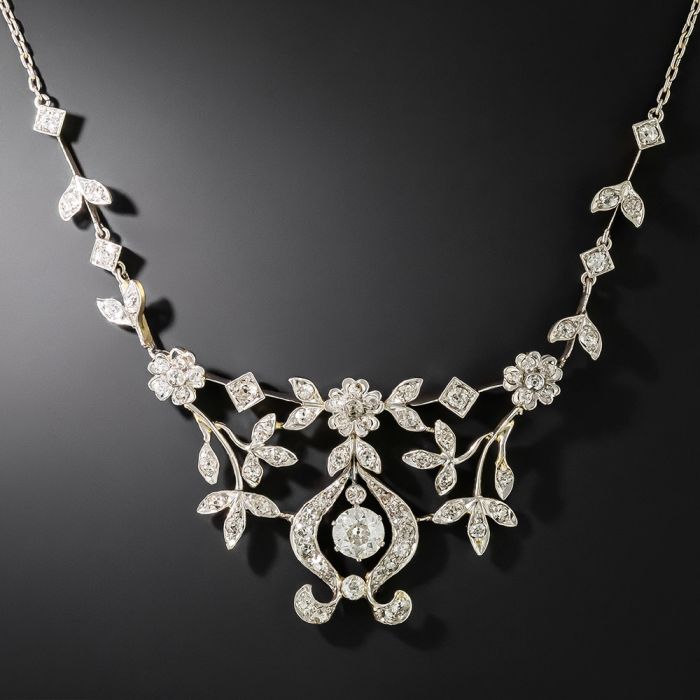 Iconic Diamond Necklace