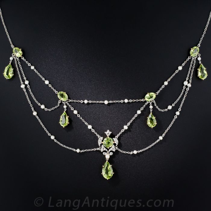 Peridot Necklace with Freshwater Pearl - Aspen & Salt