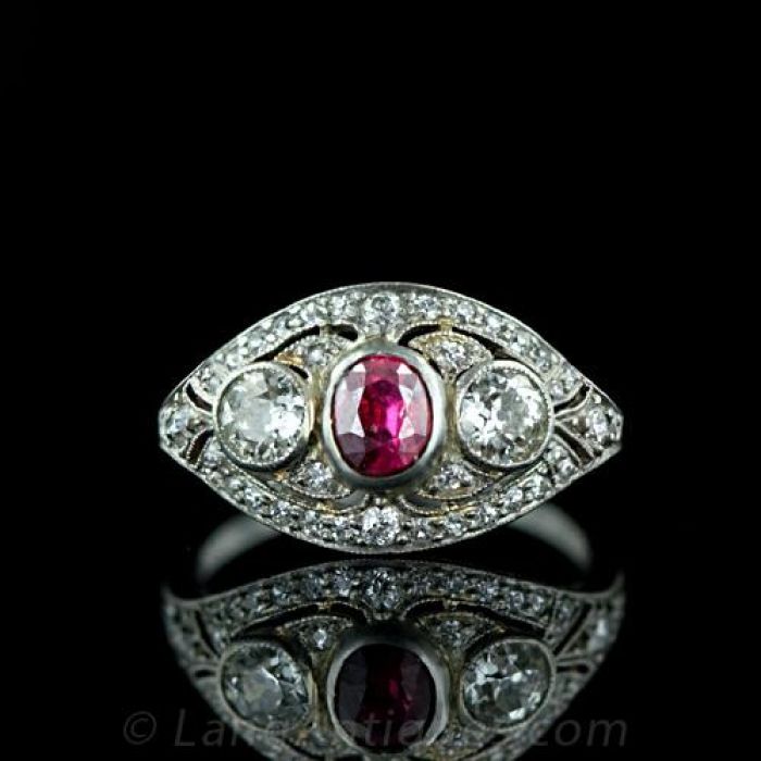 ruby ring surrounded by diamonds - Rings | Antikeo