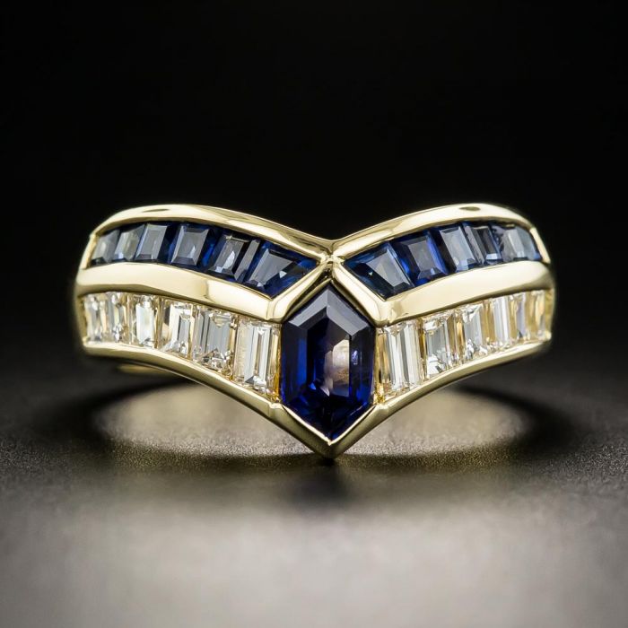 Sapphire 2024 chevron ring