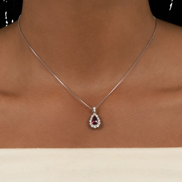 1 carat pear shaped diamond necklace