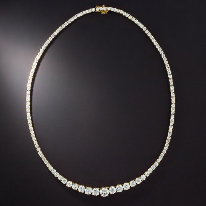 18k Gold 17 Carat Pear Shaped Graduated Diamond Necklace – Gamzo & Co