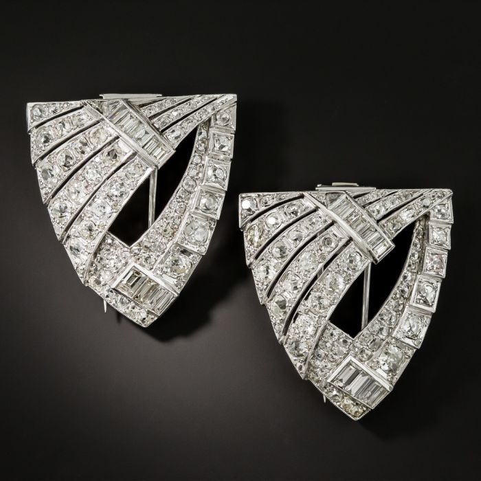 Sparkling 1930s Vintage Pair of Art Deco Clear Diamante Dress Clips