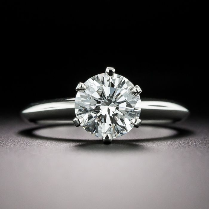 One Carat Round Diamond Ring - Solitaire Engagement Ring – ARTEMER