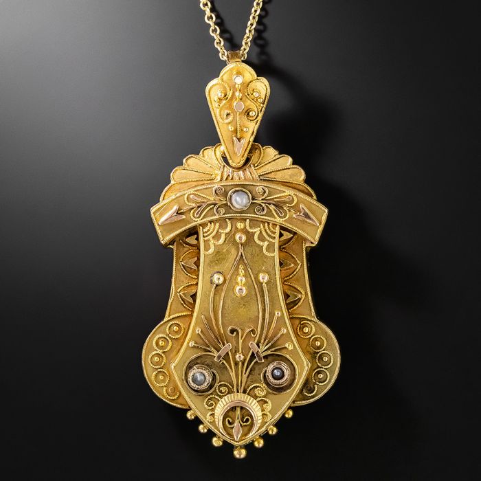 Revival locket shop