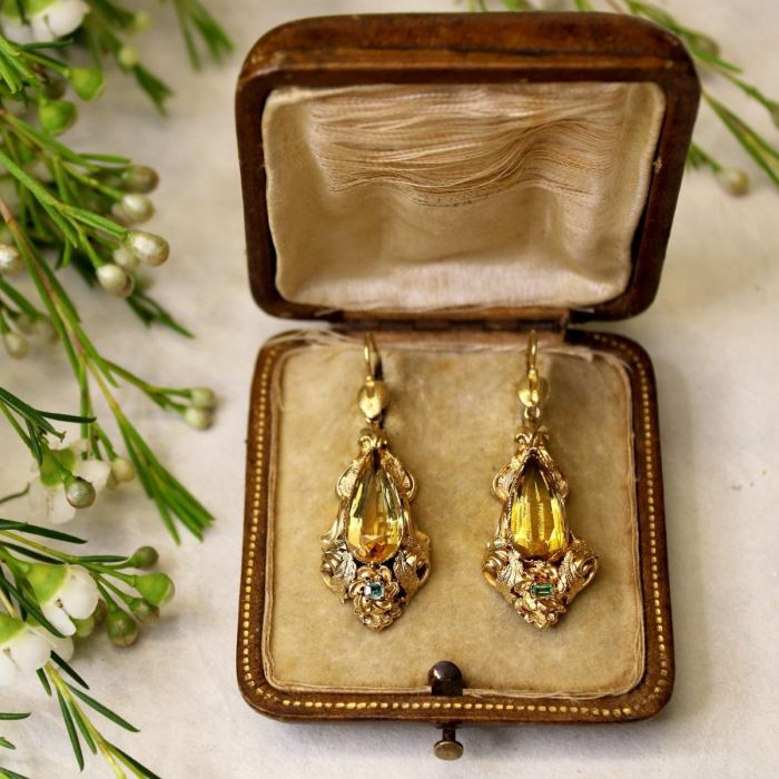 Victorian Golden Citrine and Glass Dangle Earrings - 6