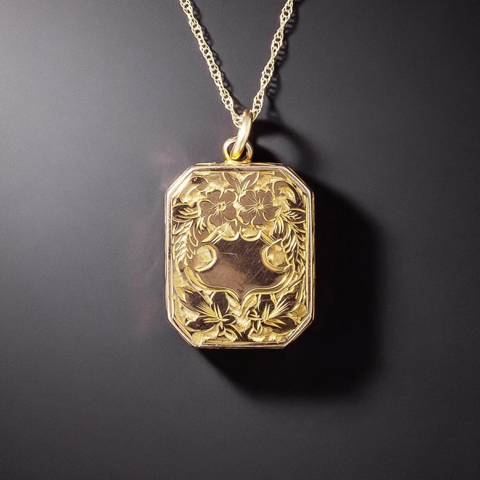 Sweet Vintage Gold LoveHeart Locket – Fetheray