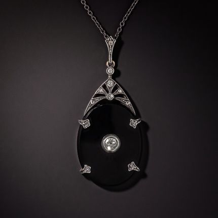 Il piaccere è tutto mio, cara mia P.V. Medea Art-deco-onyx-and-diamond-pendant_2_90-1-12467