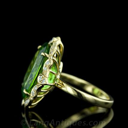 Gorgeous Peridot and Diamond Ring