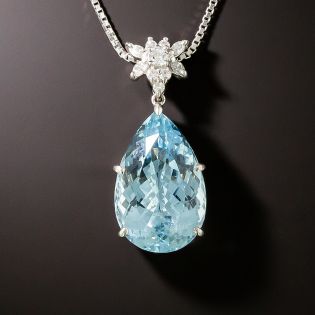 10.38 Carat Pear-Shaped Aquamarine and Diamond Pendant  - 3