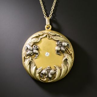 Art Nouveau 14K Tri-Color Gold Floral Locket  - 2