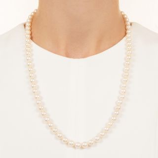 Cultured Pearl 26 Inch Strand with Mikimoto Clasp