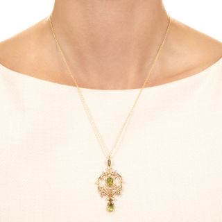 Edwardian Peridot and Seed Pearl Necklace