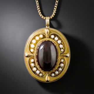 English Victorian Garnet Cabochon and Pearl Locket - 2