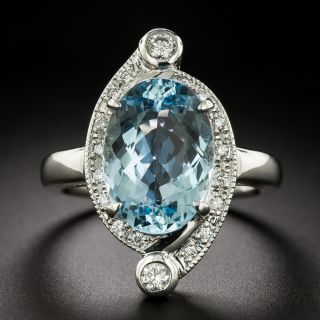Estate Oval Aquamarine and Diamond Ring - 2