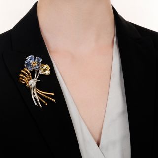  Oscar Heyman 67.00 Carats No-Heat Sapphire Diamond Flower Brooch