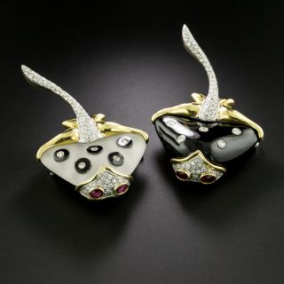 Pair of Rock Crystal and Black Enamel Stingray Brooches, Italian - 2