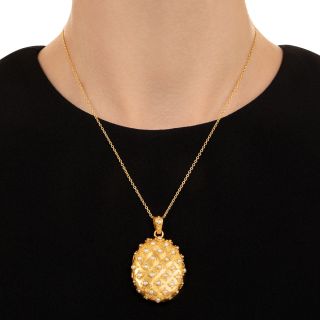 Victorian 18K  Natural Pearl Locket