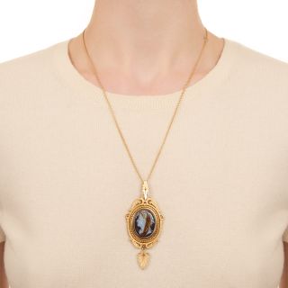 Victorian Agate Cameo Pendant Locket 