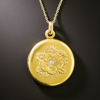 Victorian Flower Locket by Eckfeldt & Ackley Inc. - 3