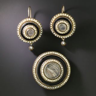 Victorian Mourning Suite With Black Onyx And Seed Pearls - 2