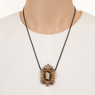 Victorian Ornate Cameo Pendant/Brooch