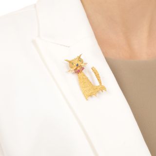Vintage 1960s Whimsical Cat Brooch